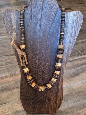 Vintage Coconut Wood Giraffe Accent Beaded Necklace